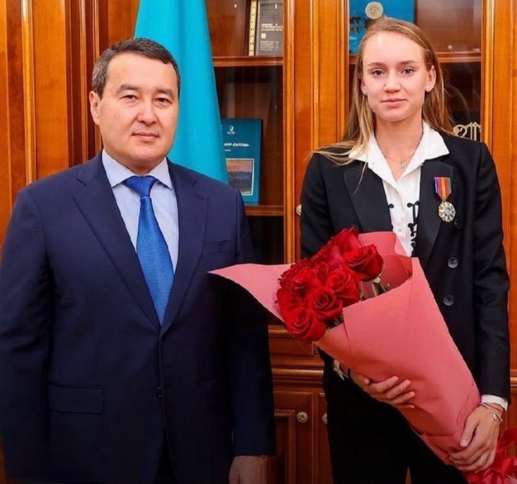 在这届亚锦 在这届亚锦