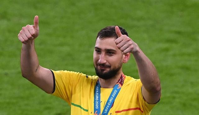 世代中崭露 世代中崭露