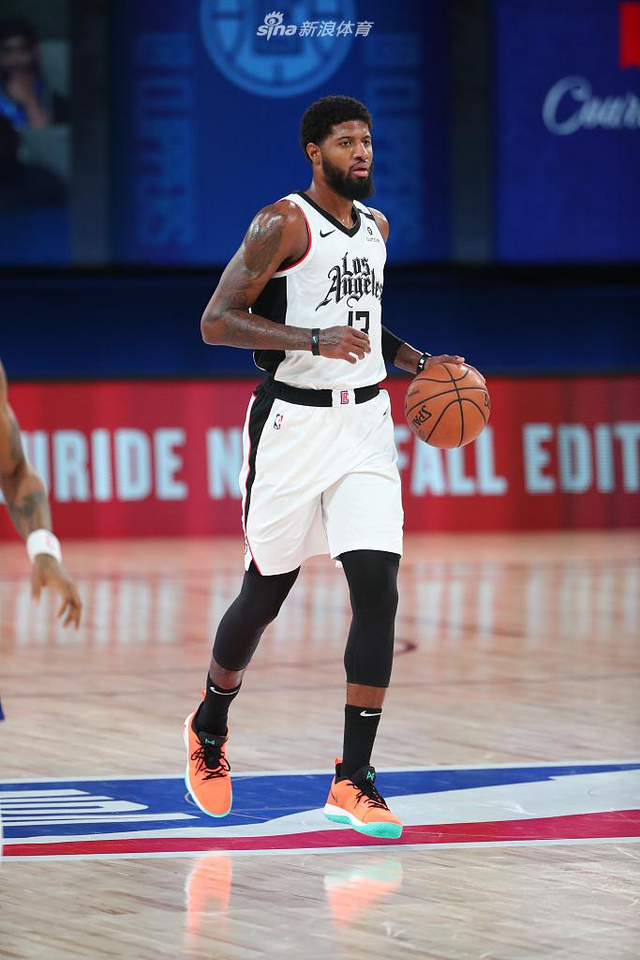 在这个转会 在这个转会