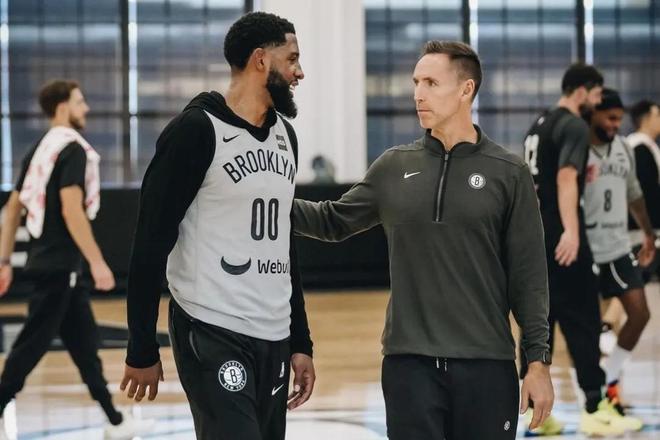 為何卡西利 為何卡西利