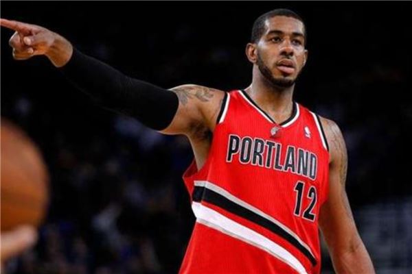 刻引发了马 刻引发了马